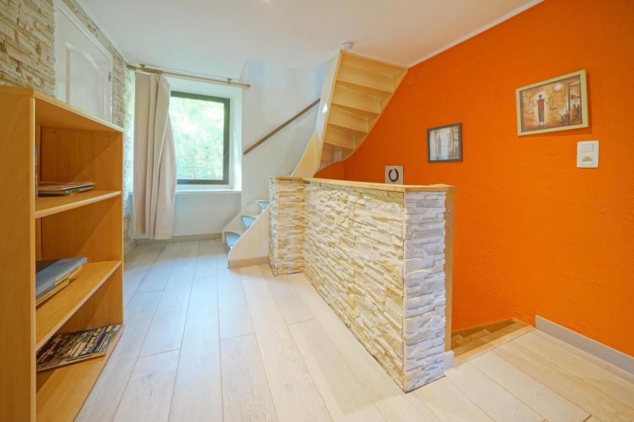 Le Clos Arbore Libramont-Chevigny Luaran gambar