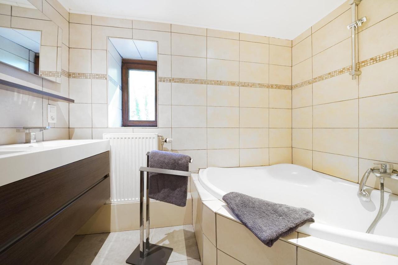 Le Clos Arbore Libramont-Chevigny Luaran gambar