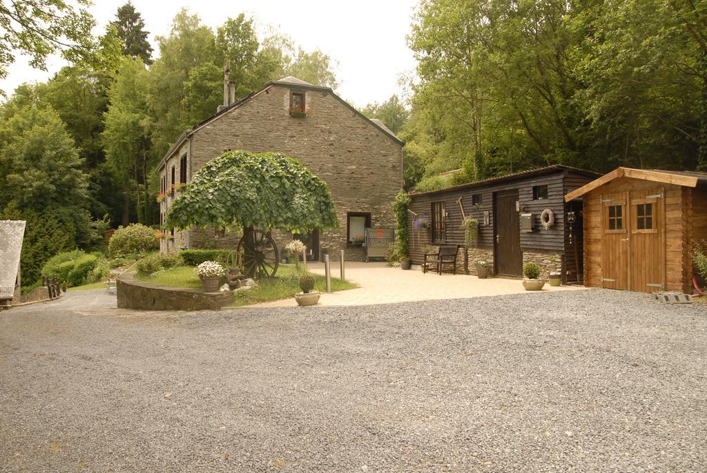 Le Clos Arbore Libramont-Chevigny Luaran gambar